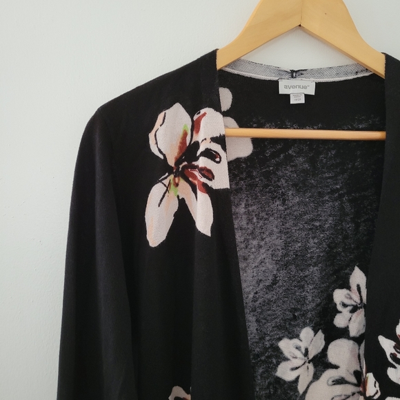 Avenue Sweaters - Avenue || (18/20)  Black Floral Print Open Front Sweater Cardigan